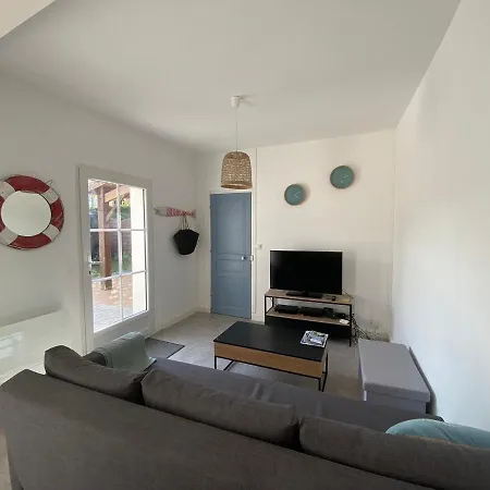 Maison 4 Personnes Avec Jardin, à 200 M De La *