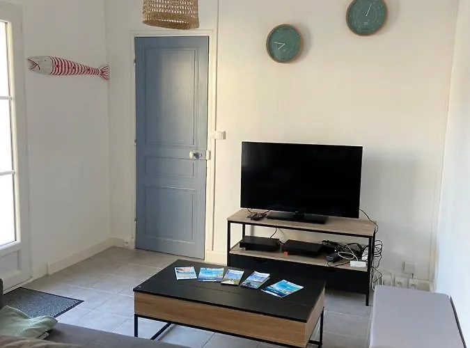 別荘 Maison 4 Personnes Avec Jardin, A 200 M De La *