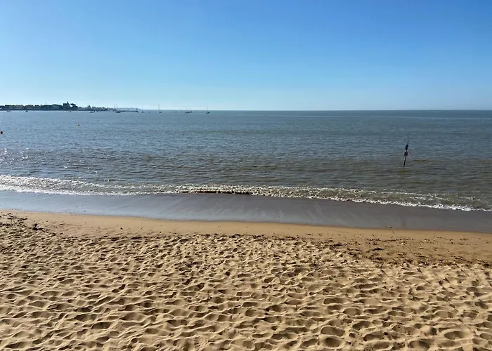 別荘 Maison 4 Personnes Avec Jardin, A 200 M De La *